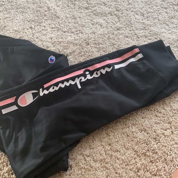 Size Medium Champion Black Joggers - Picture 2 of 4
